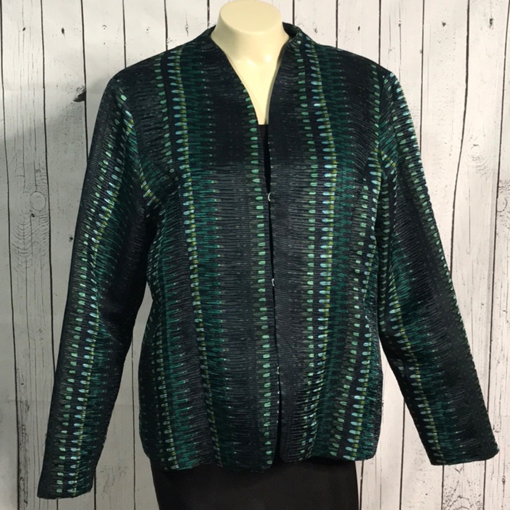 Analogy textured lined blazer jacket small hooks front closure